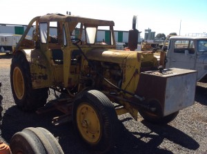 Chamberlain 9G Tractor