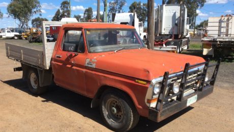 Ford F100 Ute