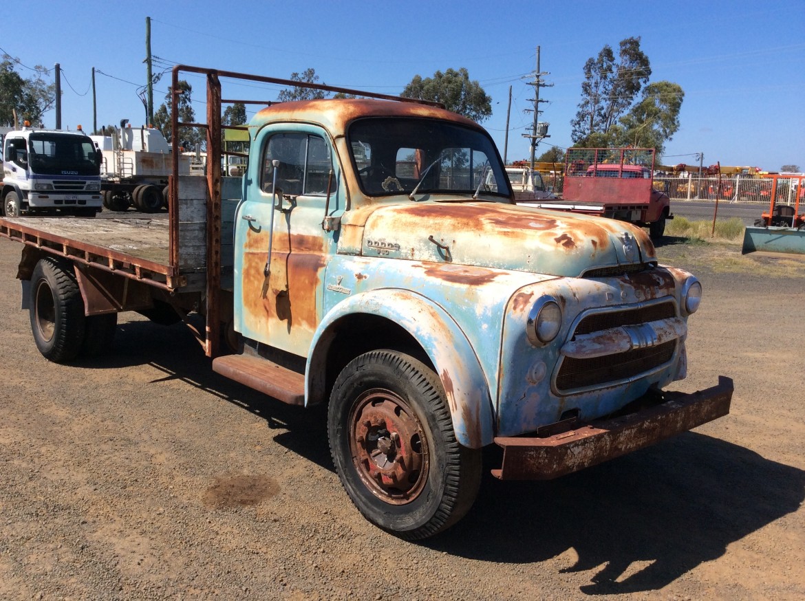 Dodge Power Giant V8 (2) Truck & Tractor Parts & Wrecking