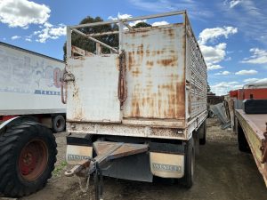 Dog Trailer 22ft with Stock Crate & Side Load