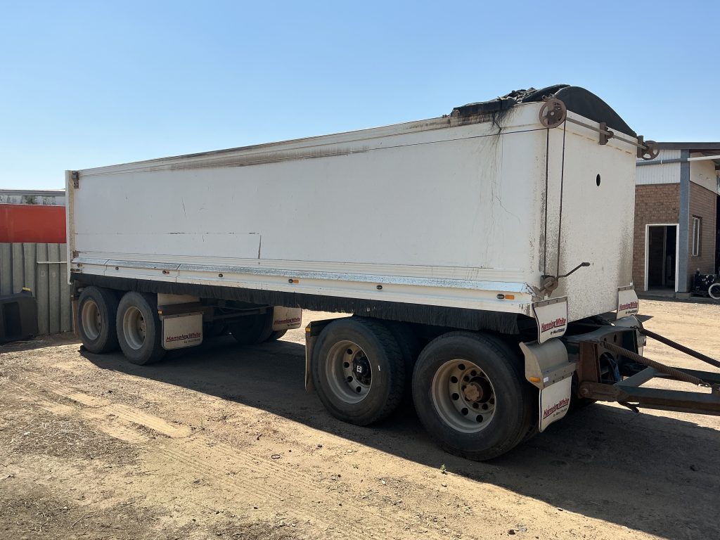 Hamelex Quad Dog Tipper Trailer
