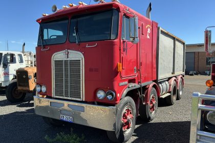 Kenworth 8 Wheeler Tipper