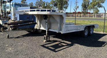 Gooseneck Trailer and Camper Van