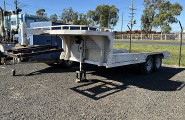 Gooseneck Trailer and Camper Van