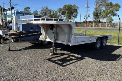 Gooseneck Trailer and Camper Van
