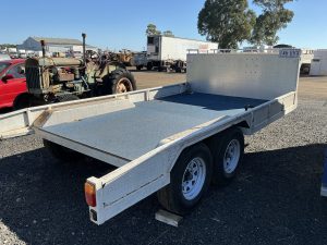 Gooseneck Trailer and Camper Van