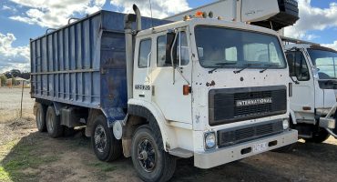 Inter T2670 Truck