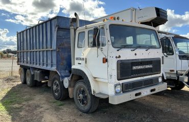 Inter T2670 Truck